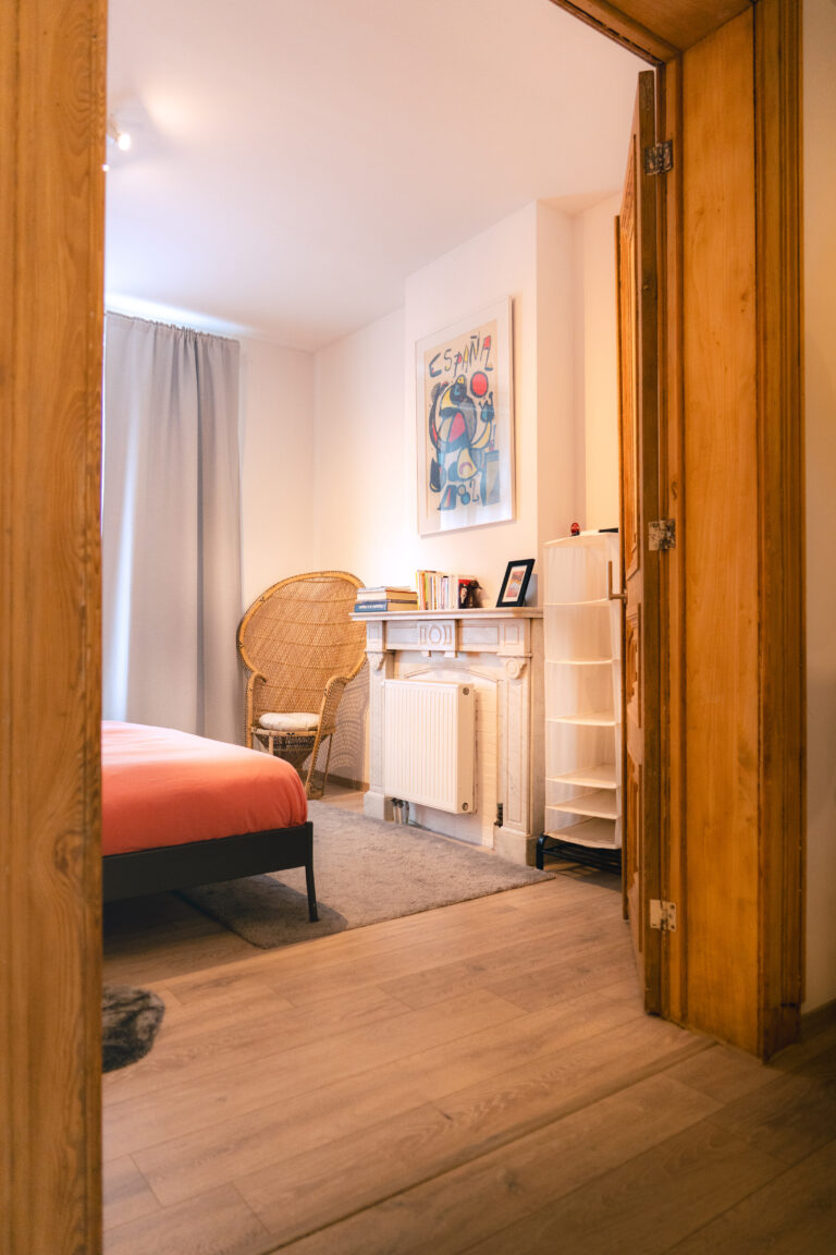 chambre de l'appartement Lyves 1, situé au 50 Rue Dossin à Liège (4000) en Belgique